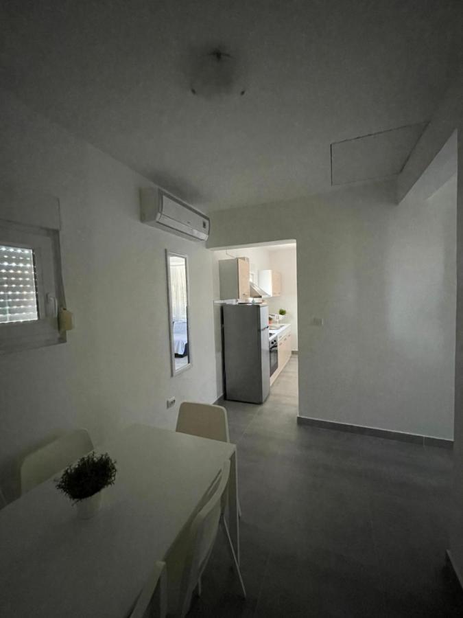 Apartmani Fulir Vrsi Buitenkant foto