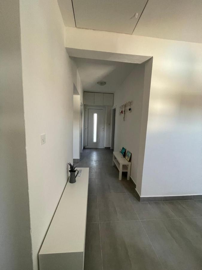 Apartmani Fulir Vrsi Buitenkant foto