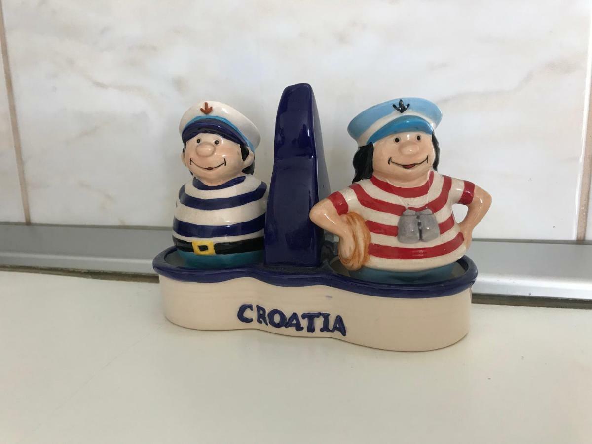 Apartmani Fulir Vrsi Buitenkant foto